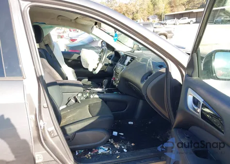 2017 Nissan Pathfinder S из США, поврежденный, VIN 5N1DR2MM1HC606445